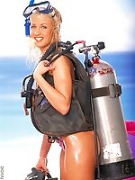 Bunny Luv wants to put your snorkel in her jellyfish